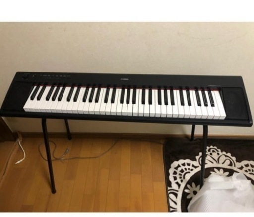 電子ピアノ