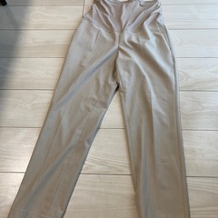 2着　中古 ユニクロ マタニティパンツ