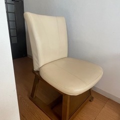 椅子一つ