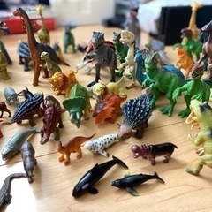 恐竜、動物、魚類　57体　丸ごと！