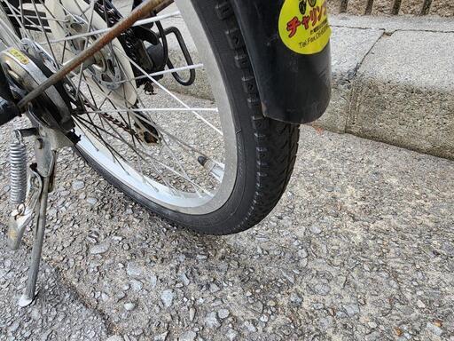 　ミニベロ自転車　２０インチ　６変速　ライト　カゴ　付き　黒　配達可能