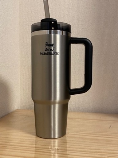 スタンレー　ストロー　タンブラー　NAIJEL GRAPH