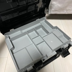 マキタ18vインパクト、バッテリー2個値下げ不可