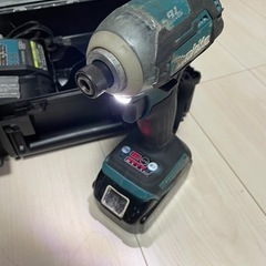 マキタ18vインパクト、バッテリー2個値下げ不可