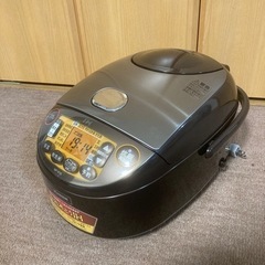 炊飯器　象印　IH炊飯ジャー　NP-VI10型