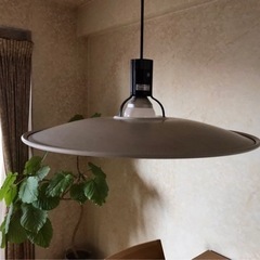 YAMAGIWAのダイニングペンライト