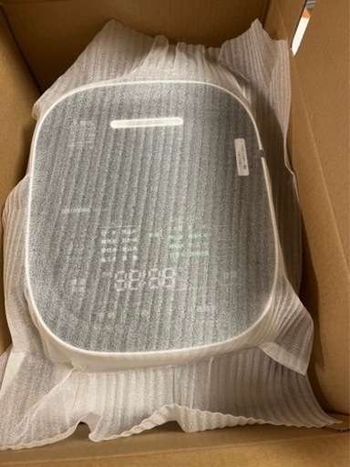 新品　アイリスオーヤマ 炊飯器 IH式 5.5合  ホワイト RC-IJH50-W