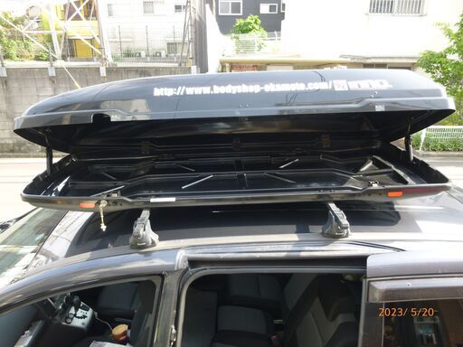 ルーフBOX INNOエアクルーザー STBR671-BK - キャリア、ラック 