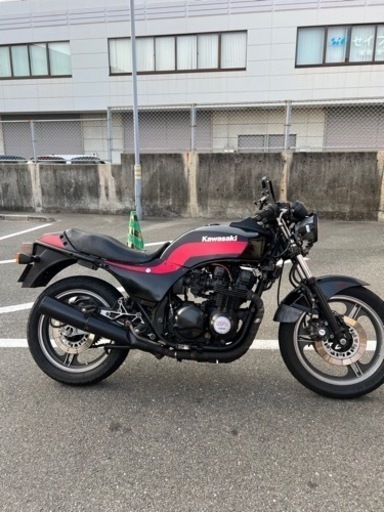 gpz750f 車体　逆輸入車　令和7年7月まで車検付き