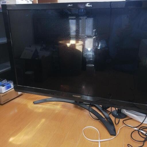 ３点セット　液晶テレビ４２z２東芝リモコン付きHDMI入力数4つあり　ニンテンドープリペイドカード３０００円分未使用　ブルブル振動マシーンミックスワンダーウェーブ箱なし説明書あり購入価格時20000円