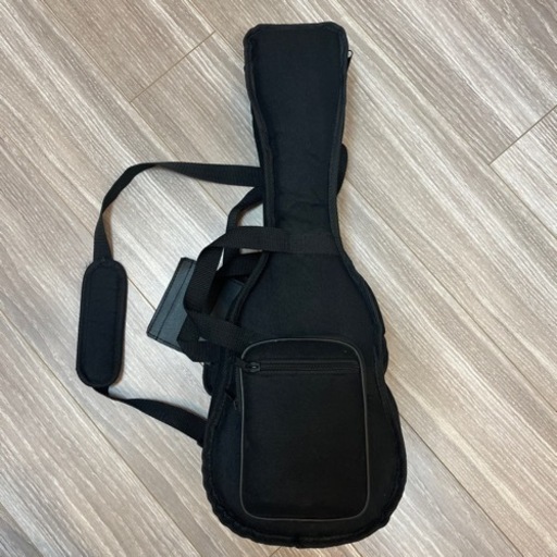 Famous ウクレレ 美品 KIWAYA専用ケース付き