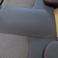 K13マーチニスモ　リヤシート