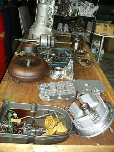 メルセデス―ベンツ107-560SLリサイクル丸ごと一台部品販売