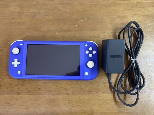 【決まりました】そこそこ美品 Nintendo 任天堂 Switch Lite HDH-001 動作確認済み 初期化済み 携帯ゲーム機 充電器付属 シフト付き #37258-1-2-090