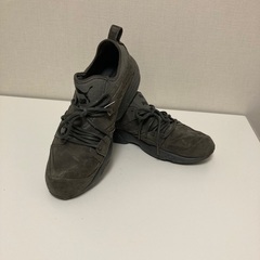 PUMA スニーカー（29センチ）