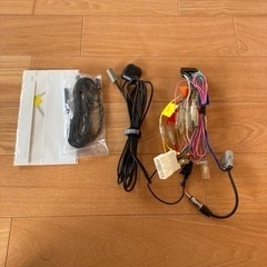 KENWOOD   MDV-L404    ナビ　取付取扱説明書付　アンテナ新品 KENWOOD MDV-L404 ナビ 取付取扱説明書付 アンテナ新品
