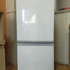 冷蔵庫 シャープ2019年製　137㍑白