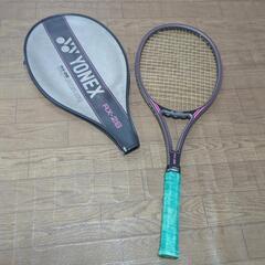 テニスラケット　YONEX（先約あり）