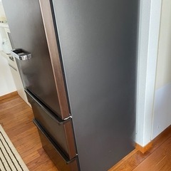 ブラウン　冷蔵庫