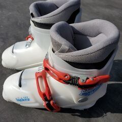 子供用　21~22cm　スキーブーツ