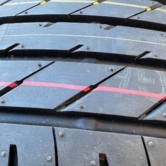 新型ヴォクシー　純正タイヤ　新車外し　※ホイールなし