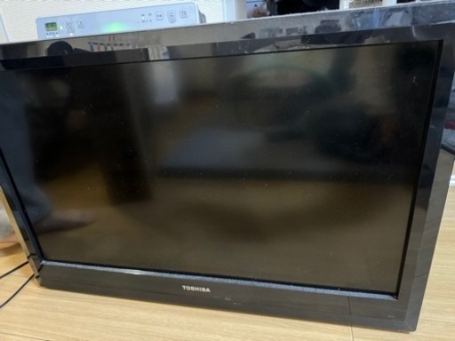 REGZA テレビ 32V (みー) 東大島のテレビ《液晶テレビ》の中古あげます