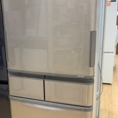 SHARPの2020年製5ドア冷蔵庫（1年保証つき）です。