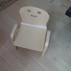 幼児用　椅子