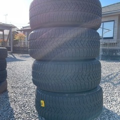【中古スタッドレスタイヤホイル付き4本】2014年製造　255/55 R18