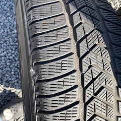 【中古スタッドレスタイヤホイル付き4本】2014年製造　255/55 R18