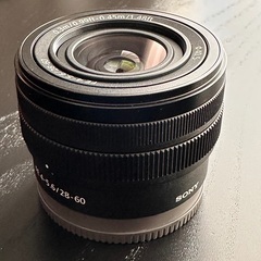 Sony FE 28-60mm F4-5.6 + スクエアレンズフード