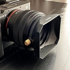 Sony FE 28-60mm F4-5.6 + スクエアレンズフード