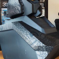 引取限定・現状渡し】1/4 ガンダム胸像 和柄 傷・割れあり カード