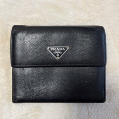 ブランド品　⭐️PRADA 財布⭐️