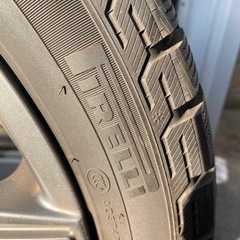 スタッドレスタイヤ245/40 R18ホイール4本セット アウディA5