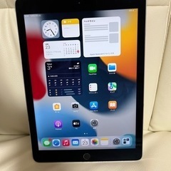 激安　iPad Air2 16GB セルラーモデル　スペースグレー