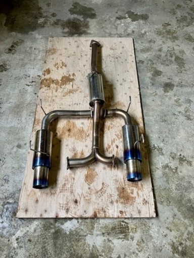 s2000 be free マフラー サイレンサー付き (橘和輝) 大曲の車の  