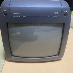 VHS用ビデオデッキ付アナログテレビ（ジャンク品）