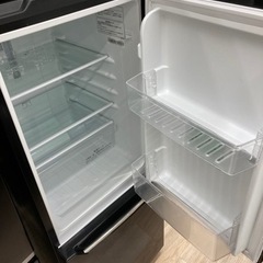 Hisense(ハイセンス)の2ドア冷蔵庫　HR-D15CBのご紹介です。