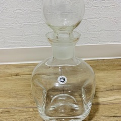 ガラスボトル　キャップ付き　東洋佐々木ガラス製
