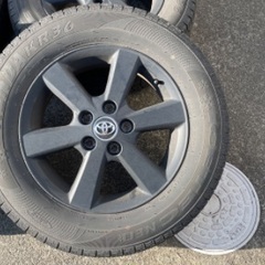 スタッドレスタイヤ 215/65R16 ホイール付き 4本セット