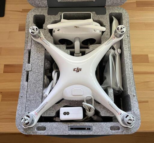 DJI phantom4 pro ファントム4 プロ ドローン バッテリー2個 早い者勝ち！