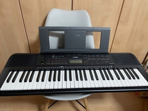 YAMAHA 電子キーボード　61鍵盤
