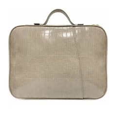 サラリーマン、大学生必見　パソコンケース　スタイリッシュ　モテバッグ