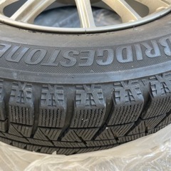 セレナ スタッドレスタイヤ4本