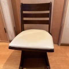 【美品】回転式のダイニングチェアー