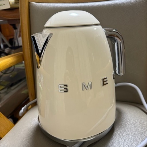 SMEG 電気ケトル