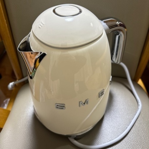 SMEG 電気ケトル