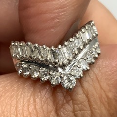 Pt900 プラチナ900 V型 ダイヤモンドリング 4.9g 1ct