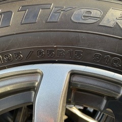 夏のうちに！スタッドレスタイヤ15インチアルミホイールセット　超美品　最終値下げ早い者勝ち！